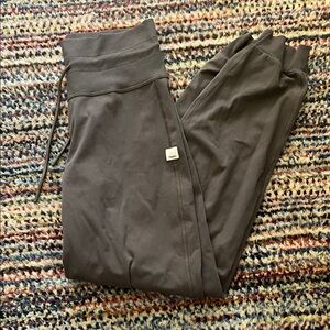 Vuori Jogger Pants